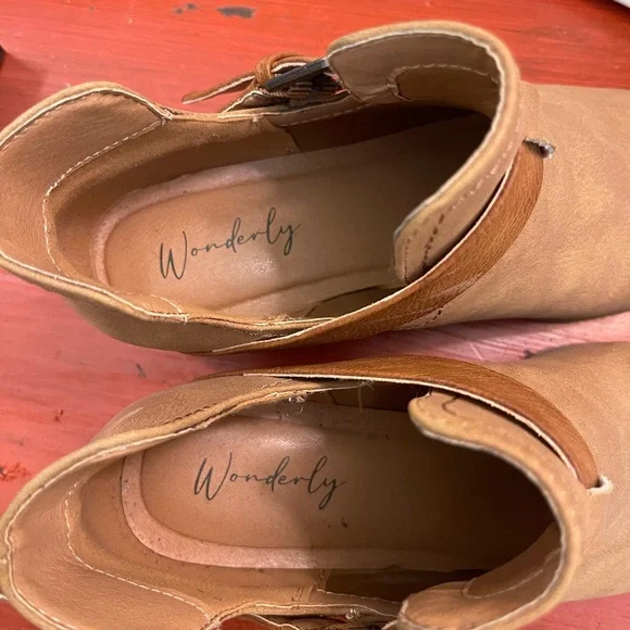 Booties by Wonderly - Picture 5 of 6